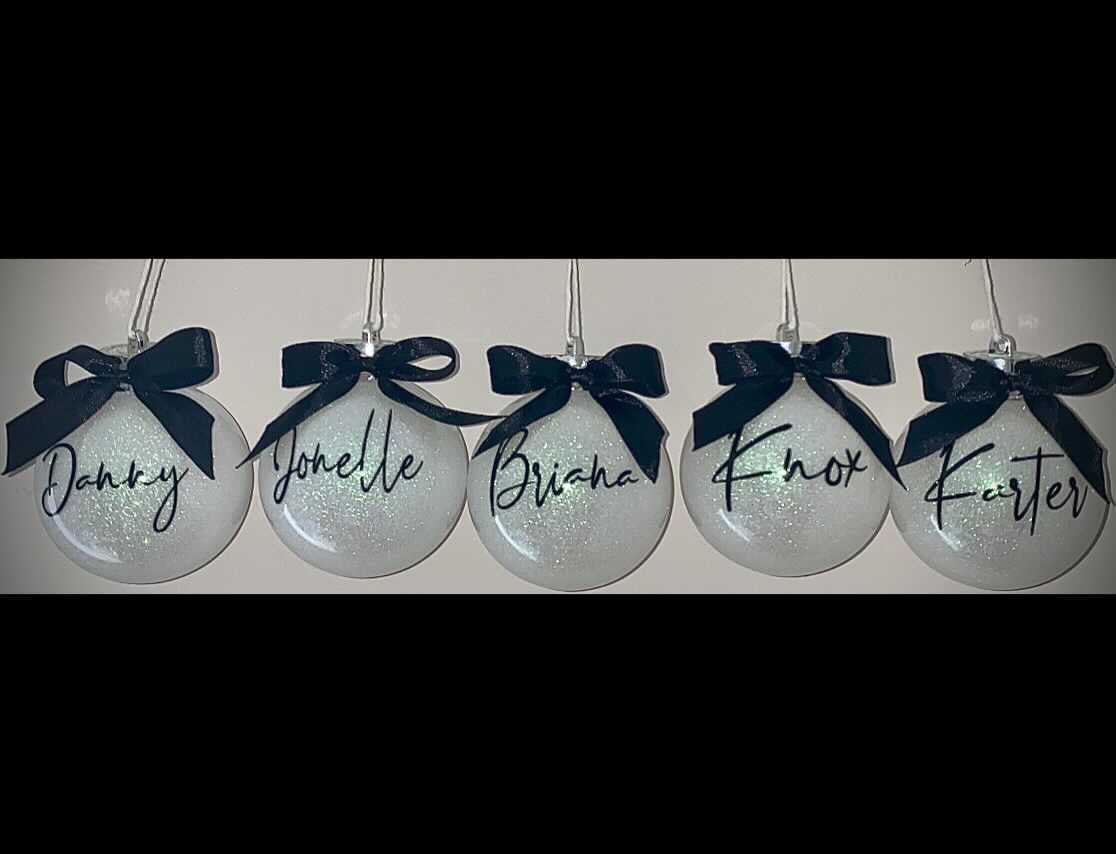 XMAS Round Baubles 80mm